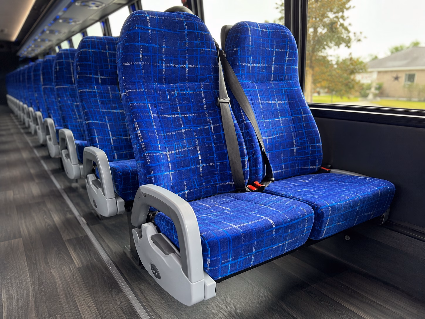bringing a big group find charter buses for large wine tour groups in el monte