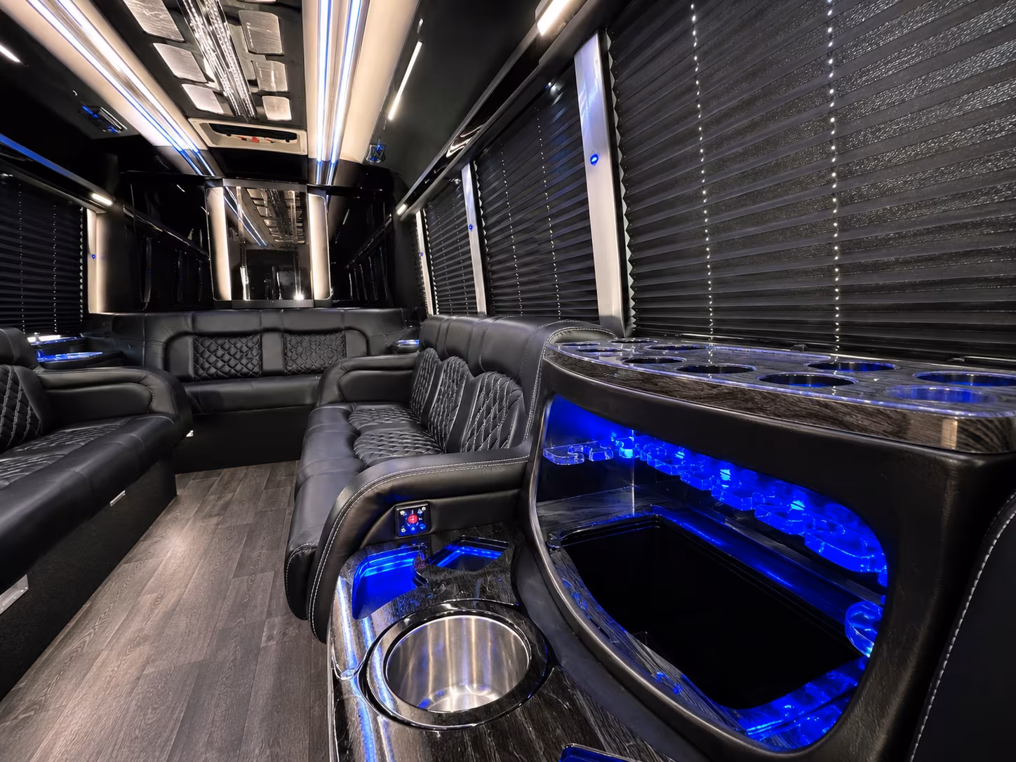 el monte holiday party bus rental