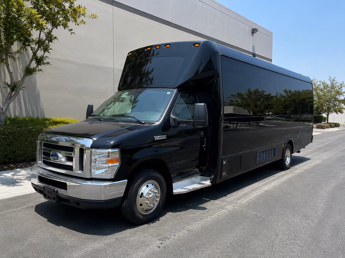 party buses for el monte high school mountain view and arroyo prom nights
